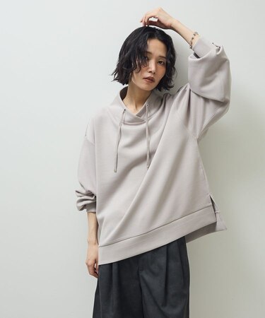 ダンボール抜け衿プルオーバー