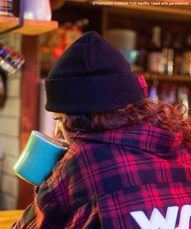 ■STRANGER THINGS×MINNETONKA?ニットキャップ