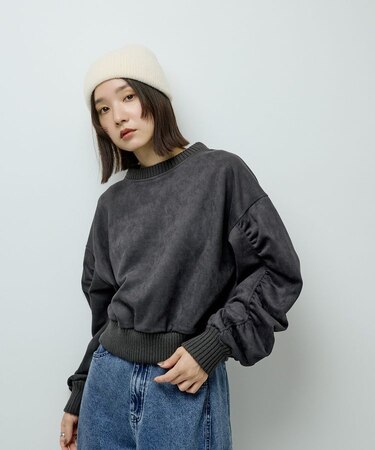 ・ELENCARE DUE スエードポンチプルオーバー