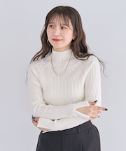 ・Petit Fleur ボトルネックリブニット