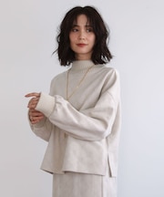 ・ELENCARE DUE エンボスプルオーバー