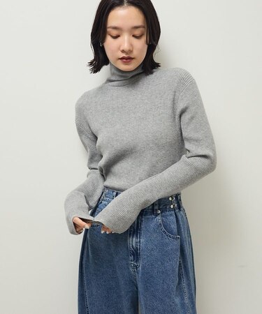 チクチクしないリブタートルニットプルオーバー