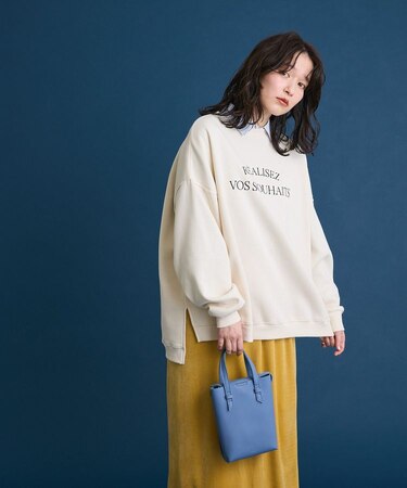 裏起毛ルーズサイズロゴプルオーバー