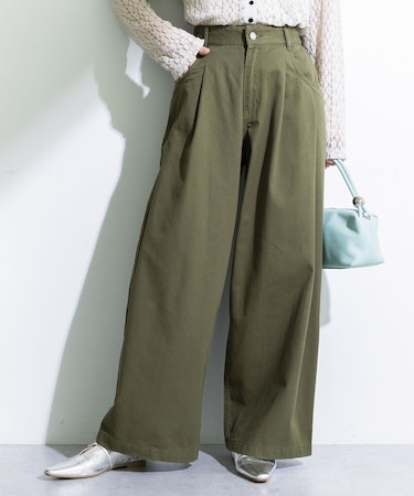 チノタックワイドパンツ