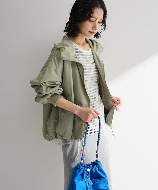 撥水加工フード付ブルゾン