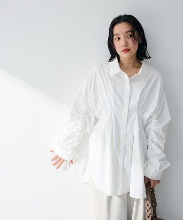 【WEB限定】ドロストシャーリングウエストタックシャツⅡ