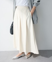 プリーツサテンフレアスカート