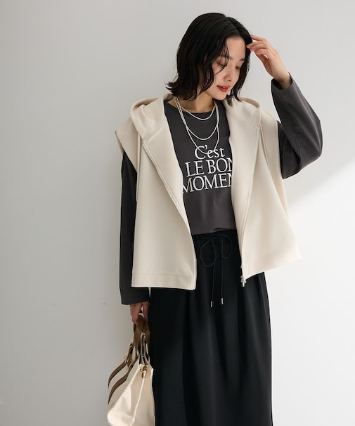 フード付ベスト