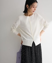 パール調ボタン付き2WAYニットプルオーバー