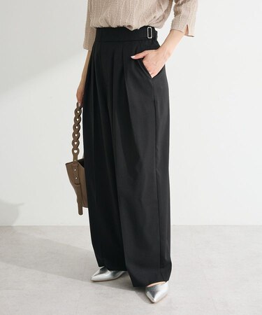 タックワイドパンツ
