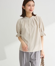 タックショートスリーブブラウス