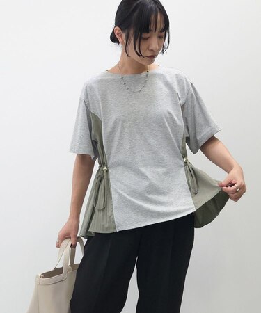 異素材ドッキングプルオーバー
