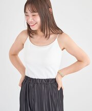 カップ付きキャミソール