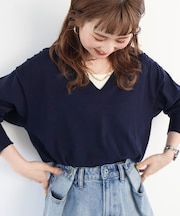 Vネックニットプルオーバー