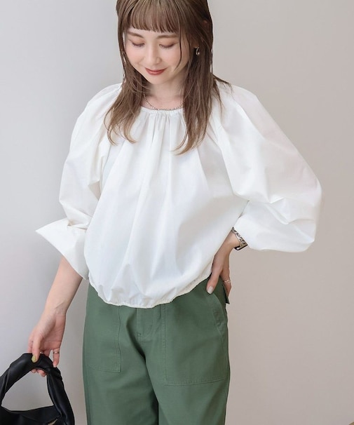 イージーケアオフショルダーギャザーブラウス