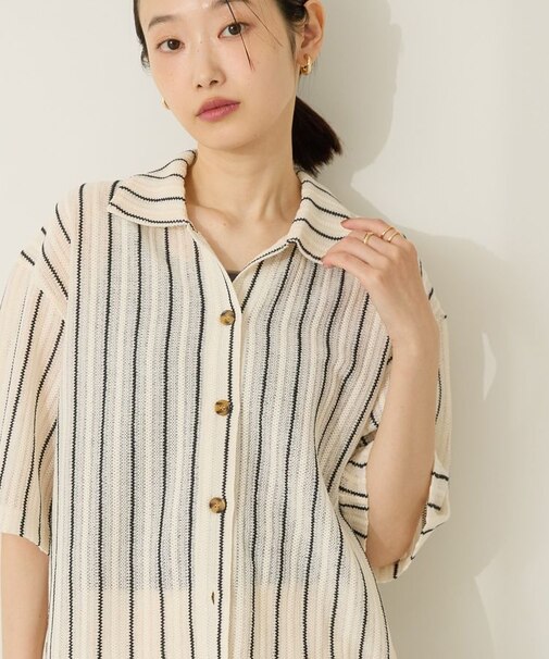 メッシュ半袖ブラウス