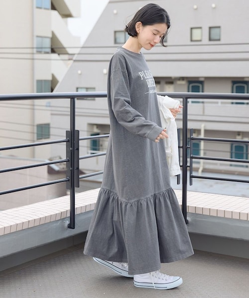 丈違いロゴティアードカットワンピース｜アメリカンホリックの