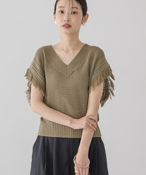 袖フリンジショート丈プルオーバー
