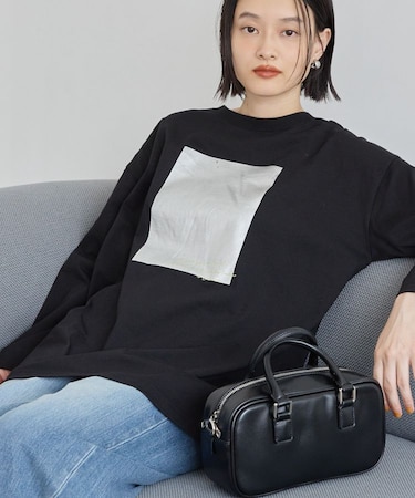 ボックス箔プリントロングTシャツ