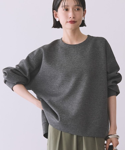 【WEB限定】サイドスリットポンチプルオーバー