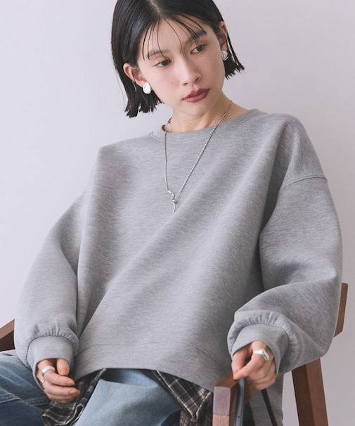 【WEB限定】サイドスリットポンチプルオーバー