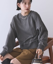 ピグメント裏毛プルオーバー