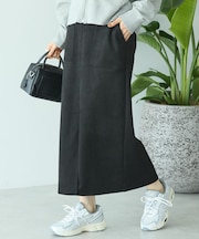 ヌバック調スカート