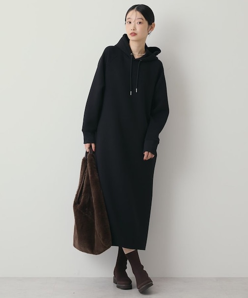 ダンボールフーディーワンピース