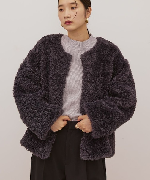 ノーカラーフェイクファーコート