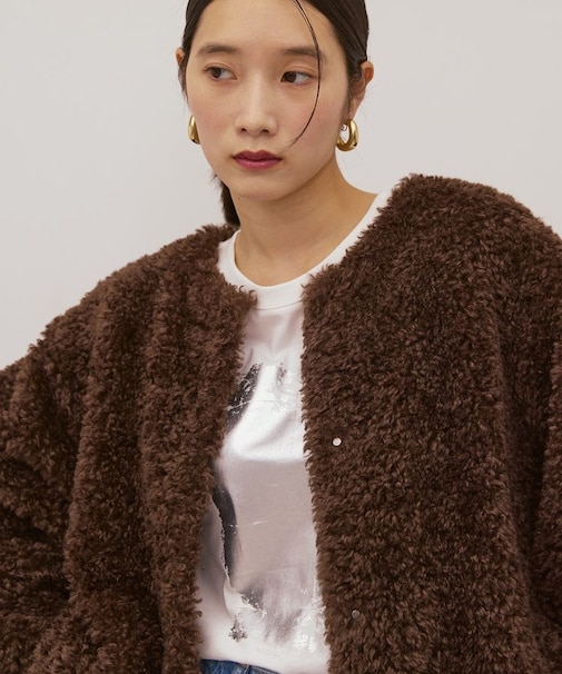 ノーカラーフェイクファーコート