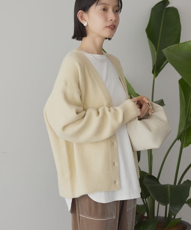 Vネックラメニットカーディガン