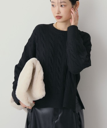 ミドルゲージケーブルニットプルオーバー