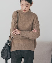 モックネックコクーンニットプルオーバー