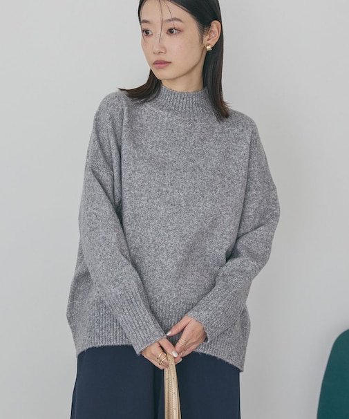 モックネックコクーンニットプルオーバー