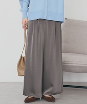 サテンリラックスイージーパンツ