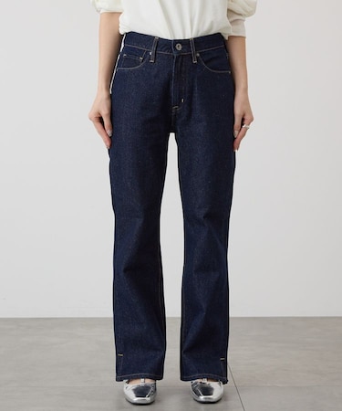 セミフレアデニムパンツ