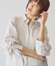 【イージーケア】バックギャザーリボンシャツ