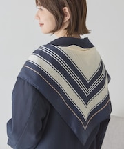 スクエア柄スカーフ