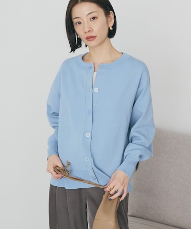 クルーネックニットカーディガン