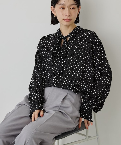 【イージーケア】ドット柄ボウタイブラウス