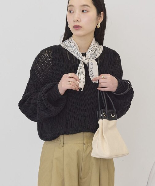 ルーズニットプルオーバー