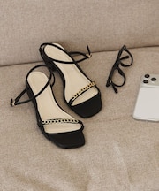 チェーンヌーディサンダル