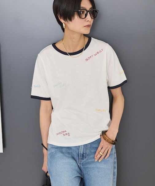 ランダムロゴ刺繍リンガーTシャツ