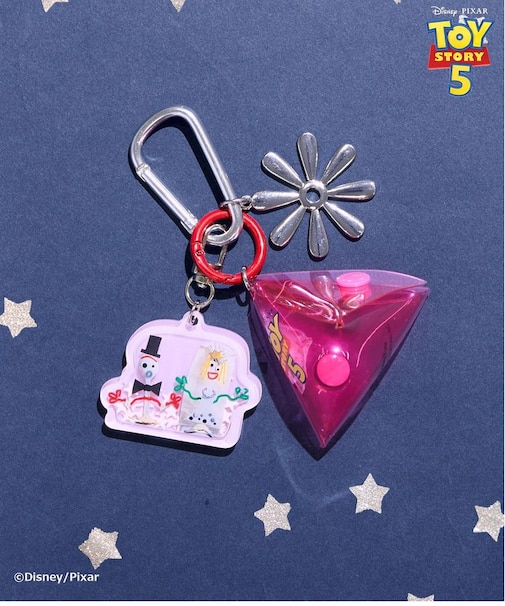 【TOY STORY 5】ポーチ付きシャカシャカチャーム