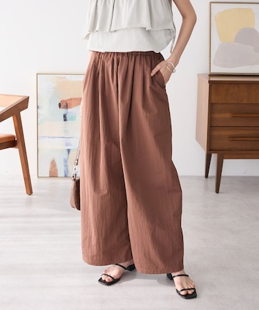 コクーンカラーナイロンパンツ