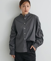 袖シャーリングバンドカラーシャツ