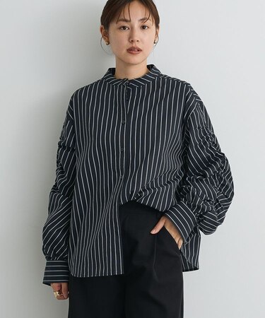 袖シャーリングバンドカラーシャツ