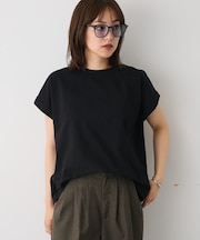 カットクレープクルーネックTシャツ