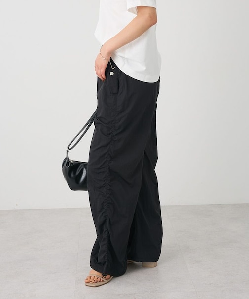 サイドシャーリングカーゴパンツ