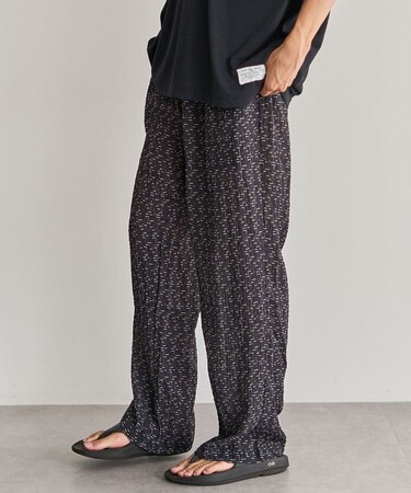 サッカードビーパンツ